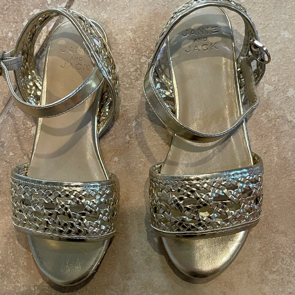 Janie and Jack gold sandals size 11. Great condition
